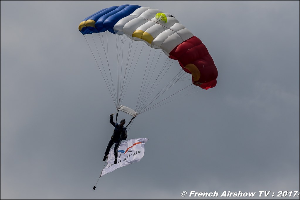 Ambassadeurs parachutistes de l'armée de l'air ,JPO Aurillac 2017 , Meeting Aerien Aeroclub du cantal 2017