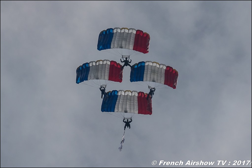 Ambassadeurs parachutistes de l'armée de l'air ,JPO Aurillac 2017 , Meeting Aerien Aeroclub du cantal 2017