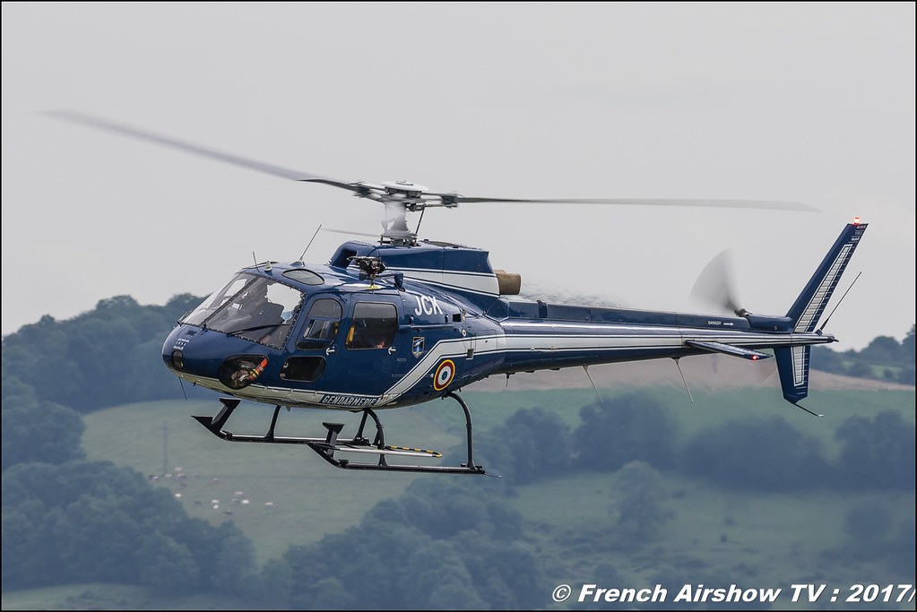 AS350 Écureuil , helicoptere gendarmerie - Groupe d'investigation ,JPO Aurillac 2017 , Meeting Aerien Aeroclub du cantal 2017