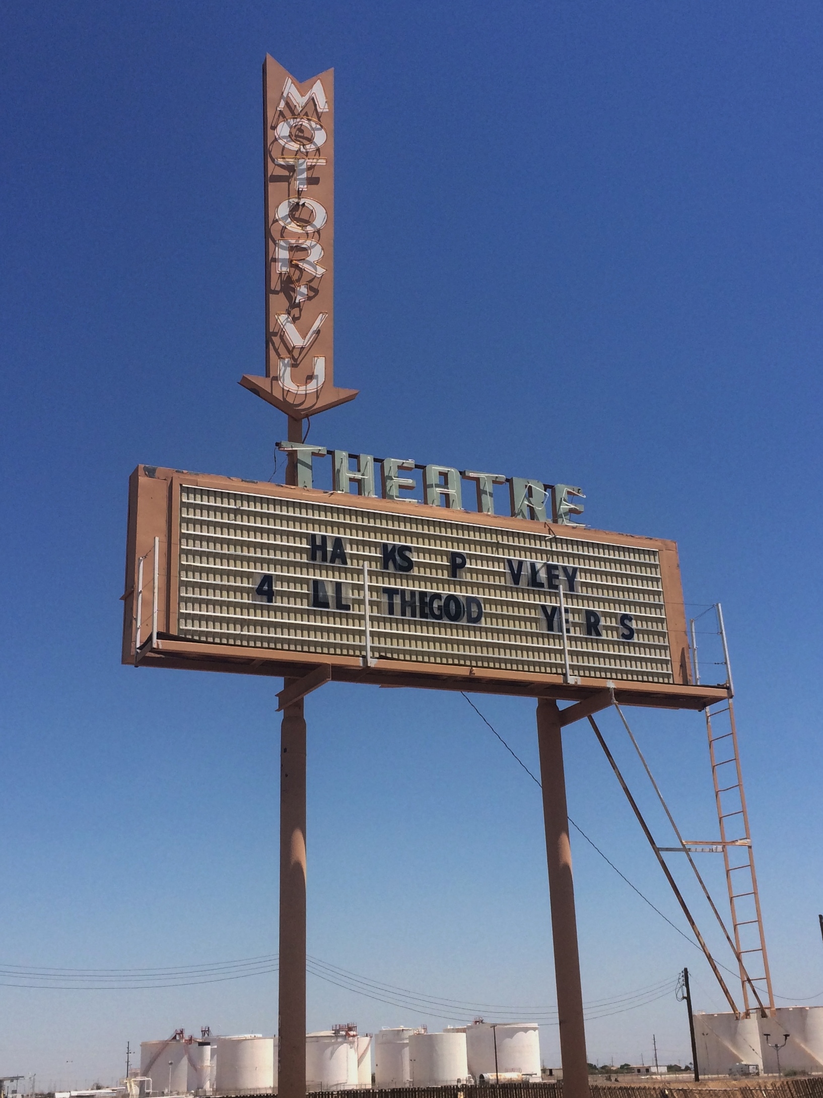 Motor-Vu Theatre - 385 West Aten Road, Imperial, California U.S.A. - August 8, 2017
