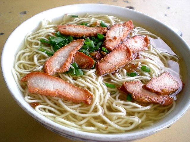 Tung Ming Cafe ching th'ng mee/clear soup noodles
