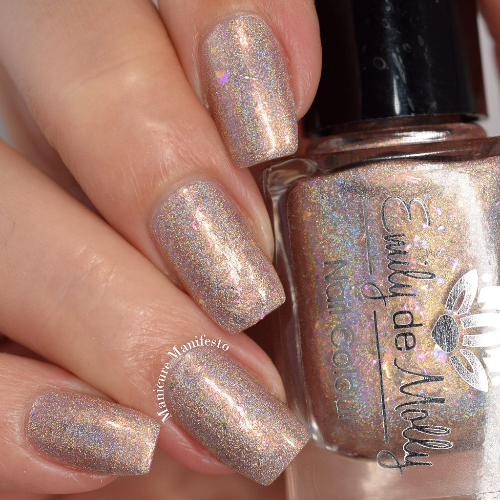 Emily De Molly Chase The Charmed swatch