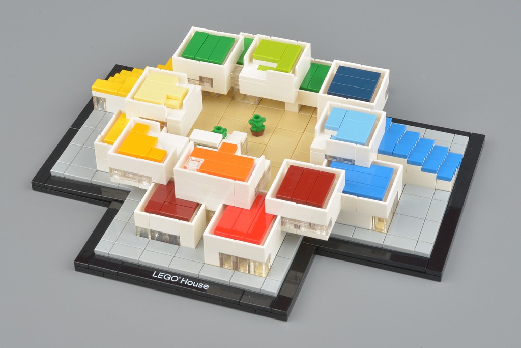 det sidste jordskælv hånd LEGO 21037 LEGO House review | Brickset