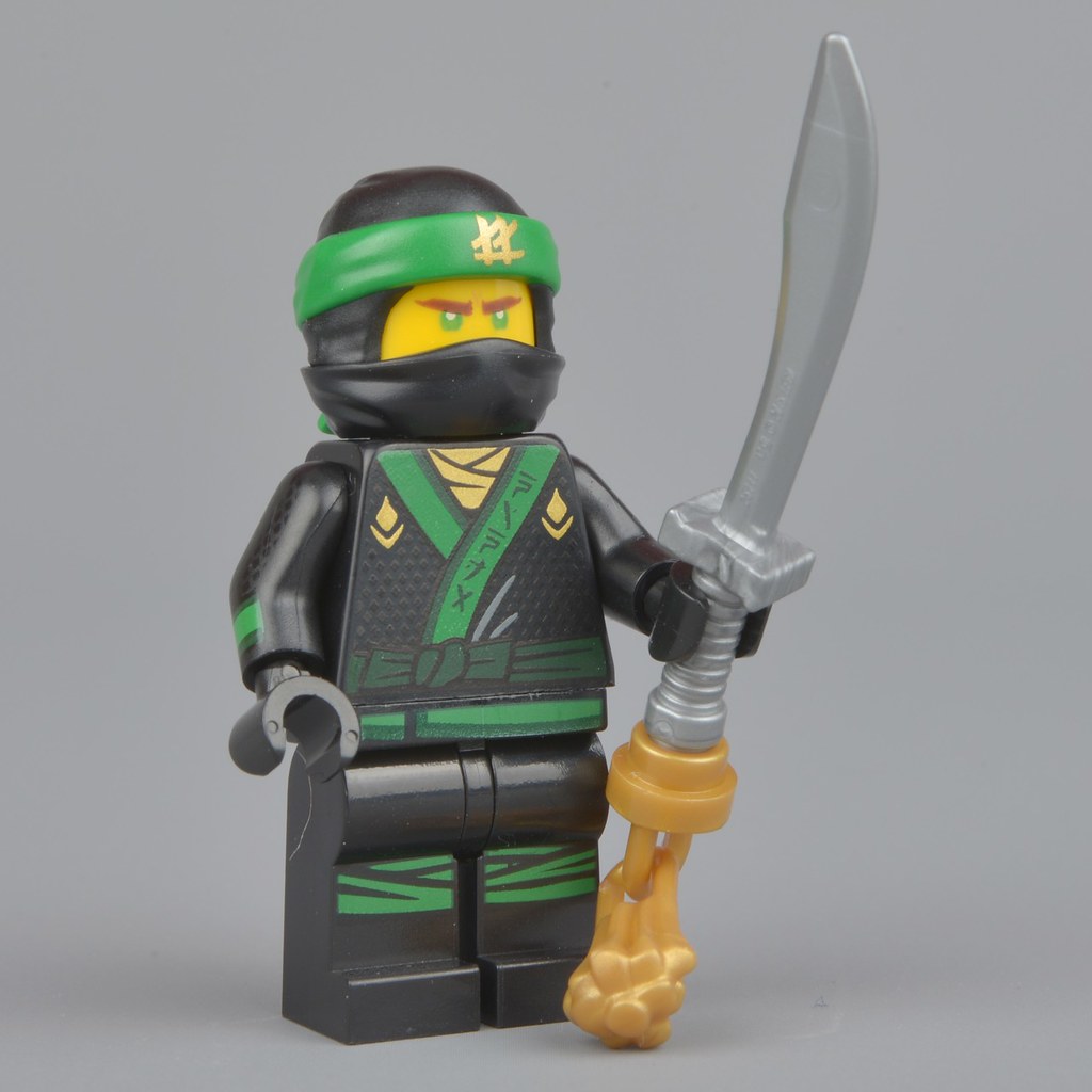 LEGO Green Ninja Mech Dragon review | Brickset