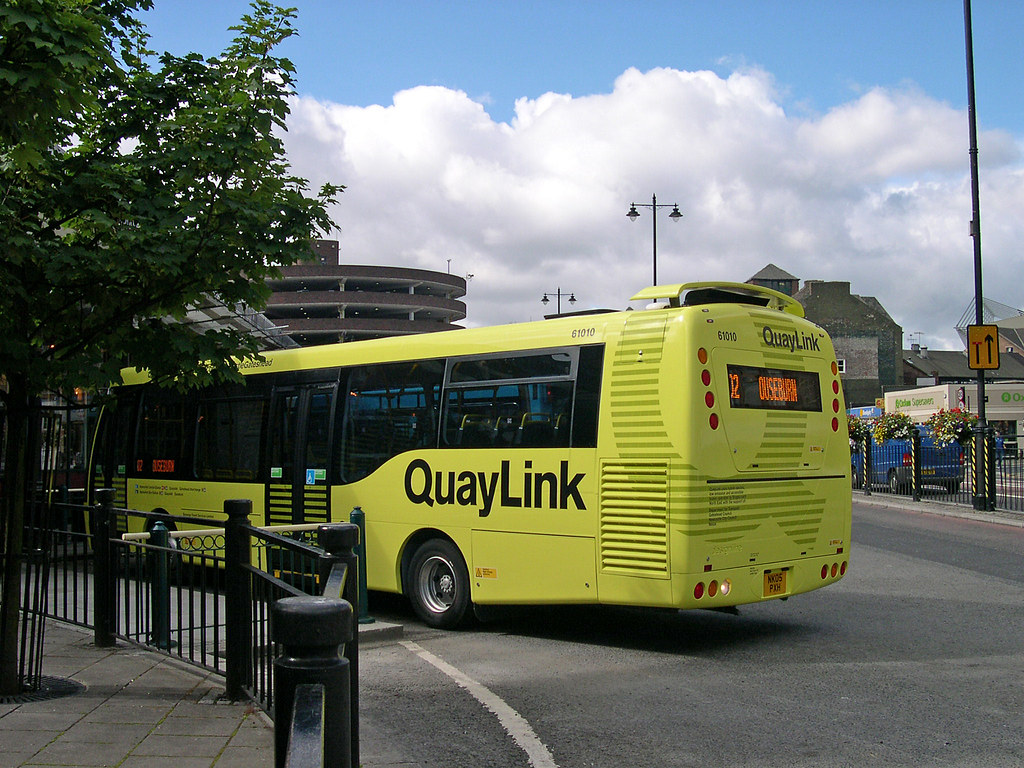 quaylink q2, haymarket bus station, newcastle (3 aug 2005)… | flickr