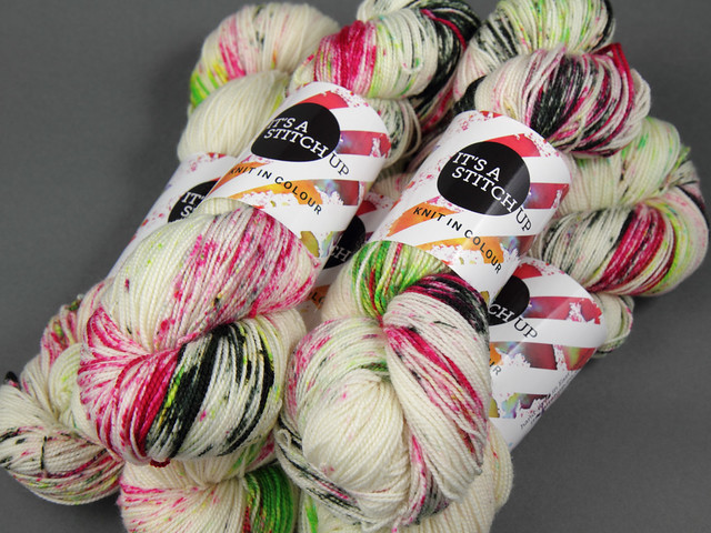 Favourite Sock – hand-dyed superwash merino 4 ply yarn 100g – ‘Rotten Apple’