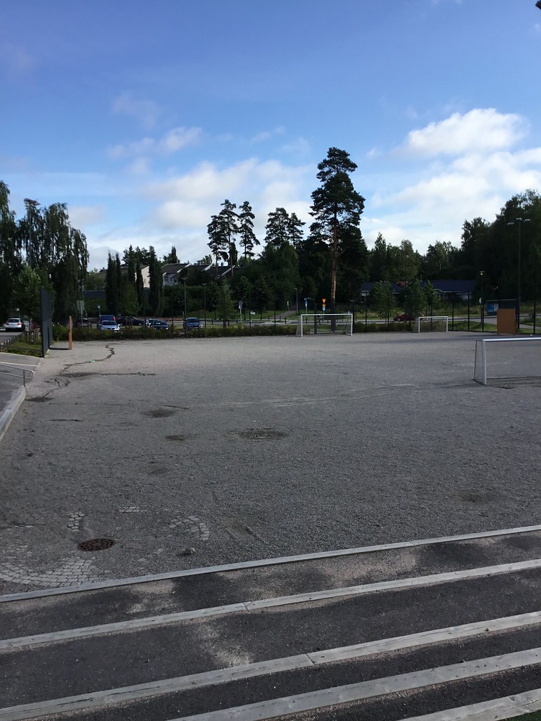 Picture of service point: Postipuun koulu / Hiekkakenttä