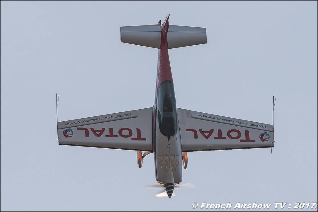 Extra EA-330L - F-HDPP voltige aérienne à Montpellier - Adrenalinflights , Avignon Air Show 2017 , Aéroclub Vauclusien , avignonairshow2017 , Meeting Aerien 2017