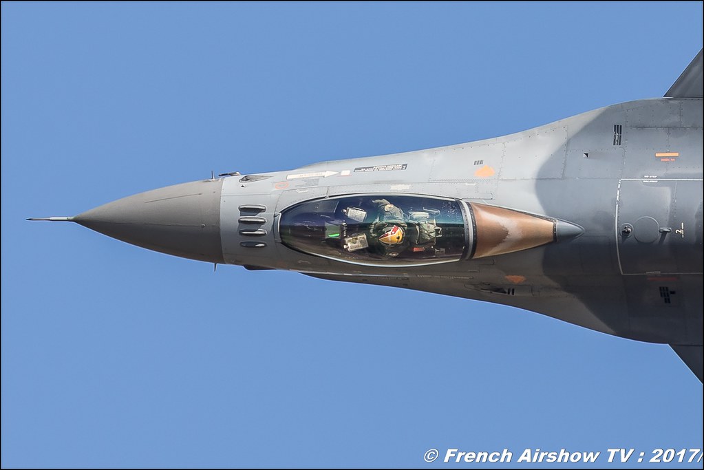Belgian Air Force F-16 Solo Display , F-16 Solo Display Team Belge , Avignon Air Show 2017 , Aéroclub Vauclusien , avignonairshow2017 , Meeting Aerien 2017
