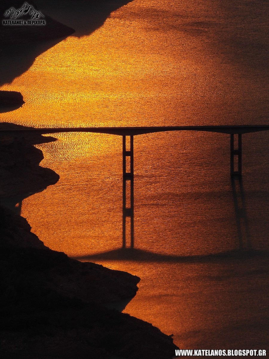 lmni kremaston iliovasilema λιμνη κρεμαστων γεφυρα επισκοπης ηλιοβασιλεμα ευρυτανια