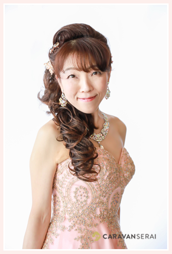 ピアニスト・鈴木久美子　プロフィール写真撮影　ドレス姿　ピアノリサイタルちらし・ポスター用　音楽家写真撮影