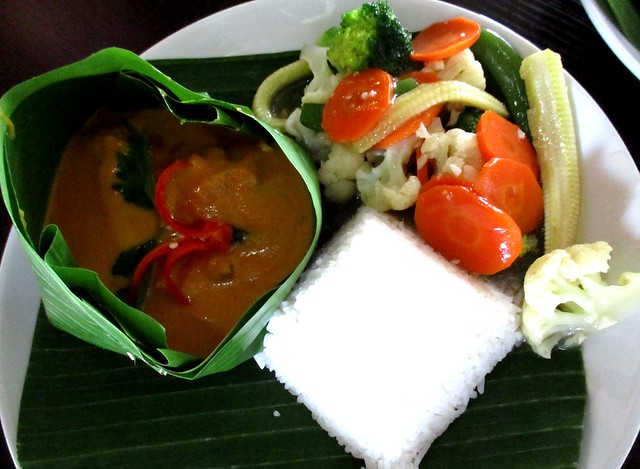 The Cafe IND Indonesian menu, kalio ayam