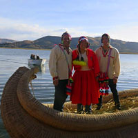 OVERNIGHT TOUR ON THE UROS FLOATING ISLAN 2D/1N.