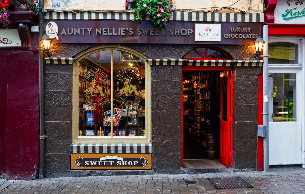  VICTORIAN STLYE SWEET SHOP IN GALWAY CITY 
