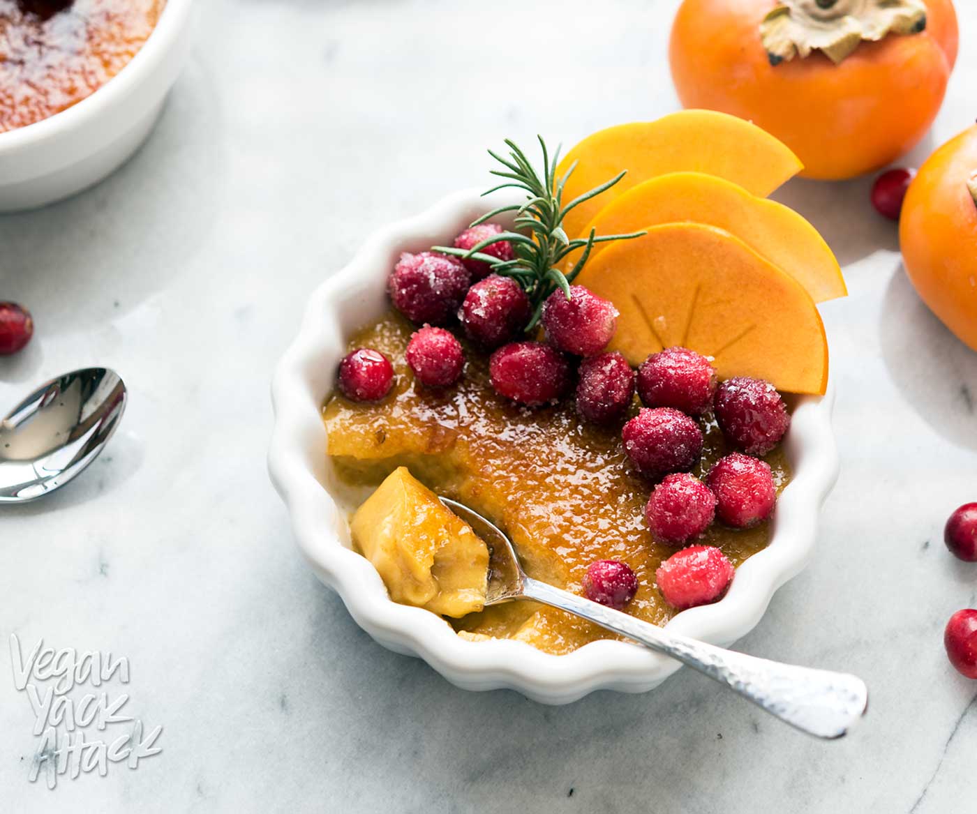 Looking for a stunning holiday dessert that is easy-to-make? Check out this impressive, vegan Persimmon Crème Brûlée with Sugared Cranberries! Made with Silk’s Vanilla Almond Creamer. #SilkCreamer #glutenfree #soyfree