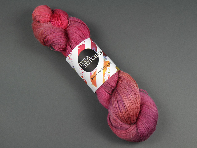 Superlux Lace – hand-dyed Baby Alpaca, Silk Cashmere blend laceweight yarn 100g – ‘Momiji’