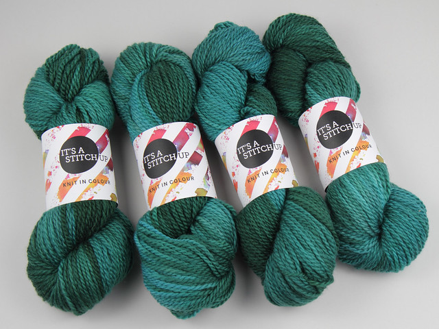 Awesome Aran – Finest British Wool superwash hand-dyed yarn 100g – ‘Heart of Glass’ (turquoise)