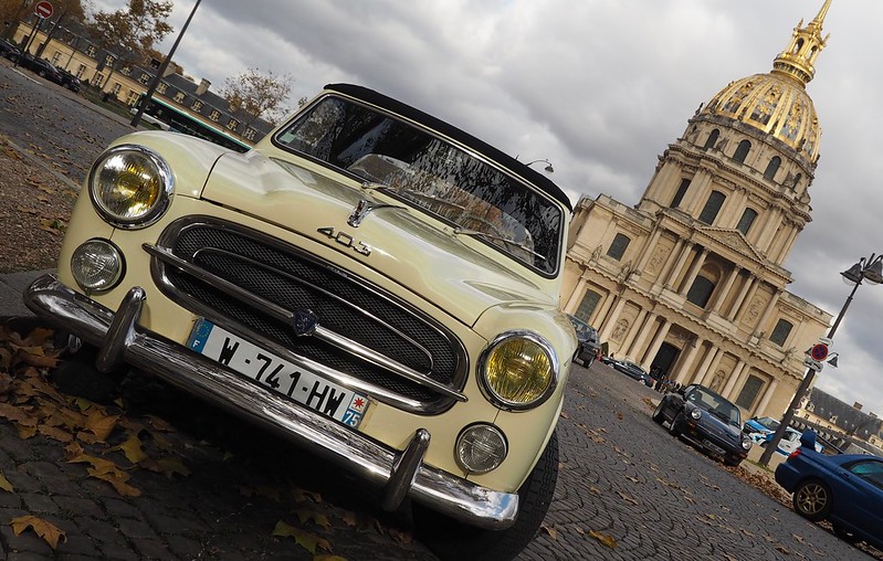 Peugeot 403 Cabriolet 1958 - Paris Invalides Novembre 2017  38465631796_d59e52d2ae_c