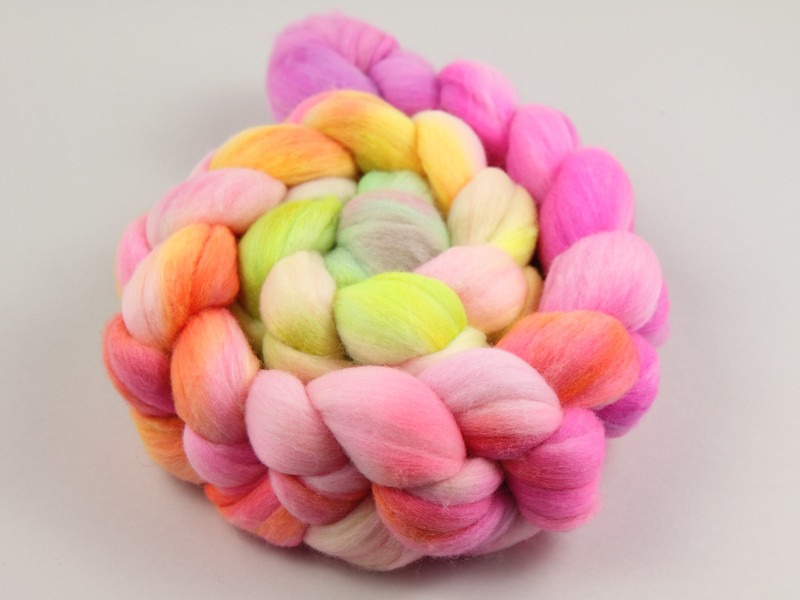 Hand Dyed Ultrafine Merino Combed Top/Roving Spinning Fibre 100g – ‘Neon Fade’ (rainbow gradient braid)