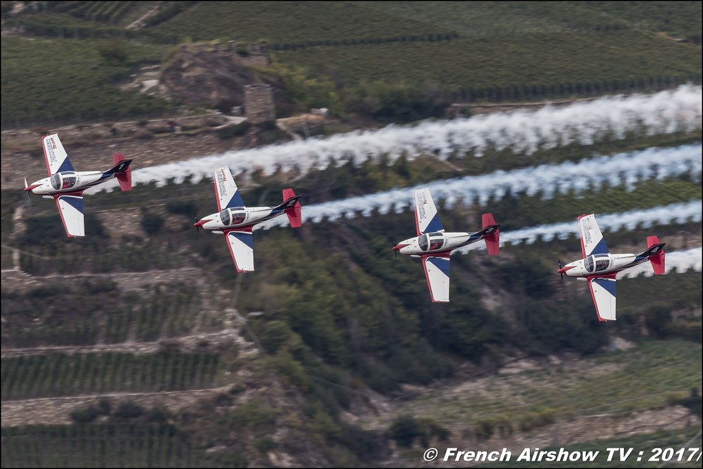  Pioneer Team , Pioneer 330 , Pioneer Team civil display - Aerobatic Teams , Breitling Sion Air Show 2017 , sion airshow , montagne , Alpes suisse , Canton du Valais , Meeting Aerien 2017
