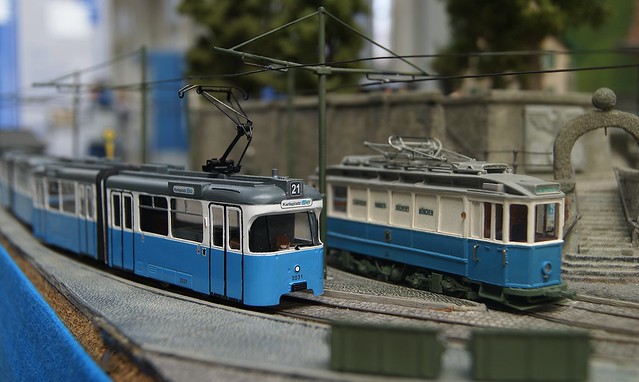 Maßstab 1:87 Straßenbahn Modell Tram P-Wagen München Kartonbausatz H0 