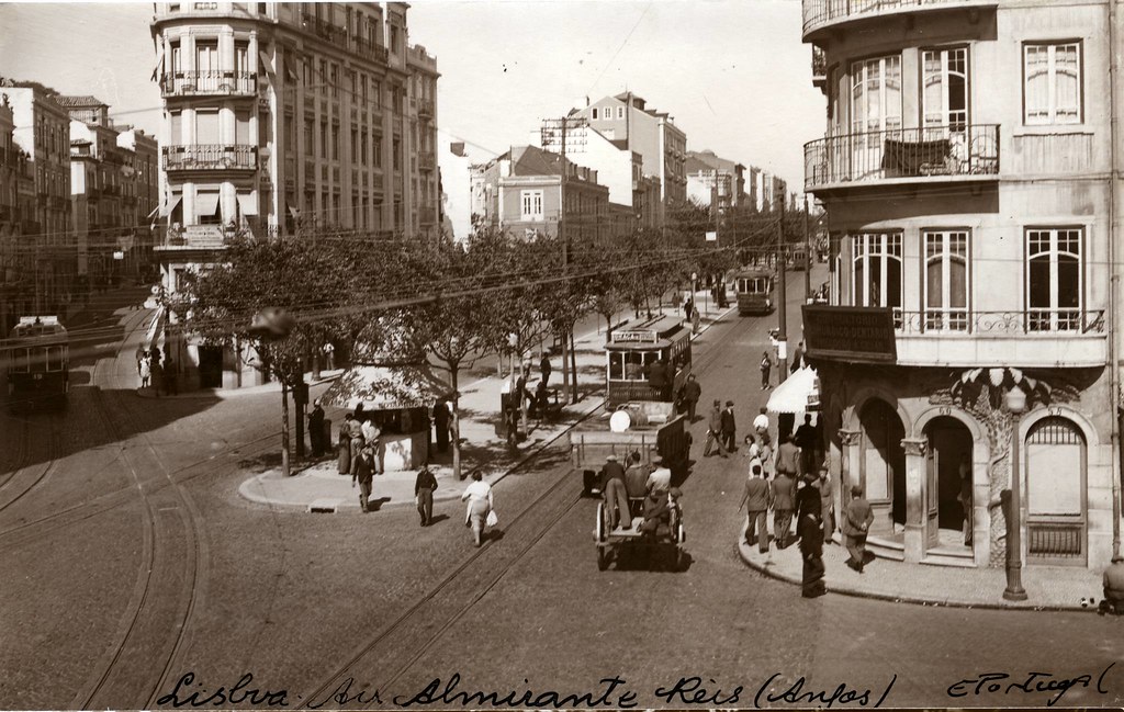 Av. Almirante Reis, Lisboa (E.Portugal, c. 1943)
