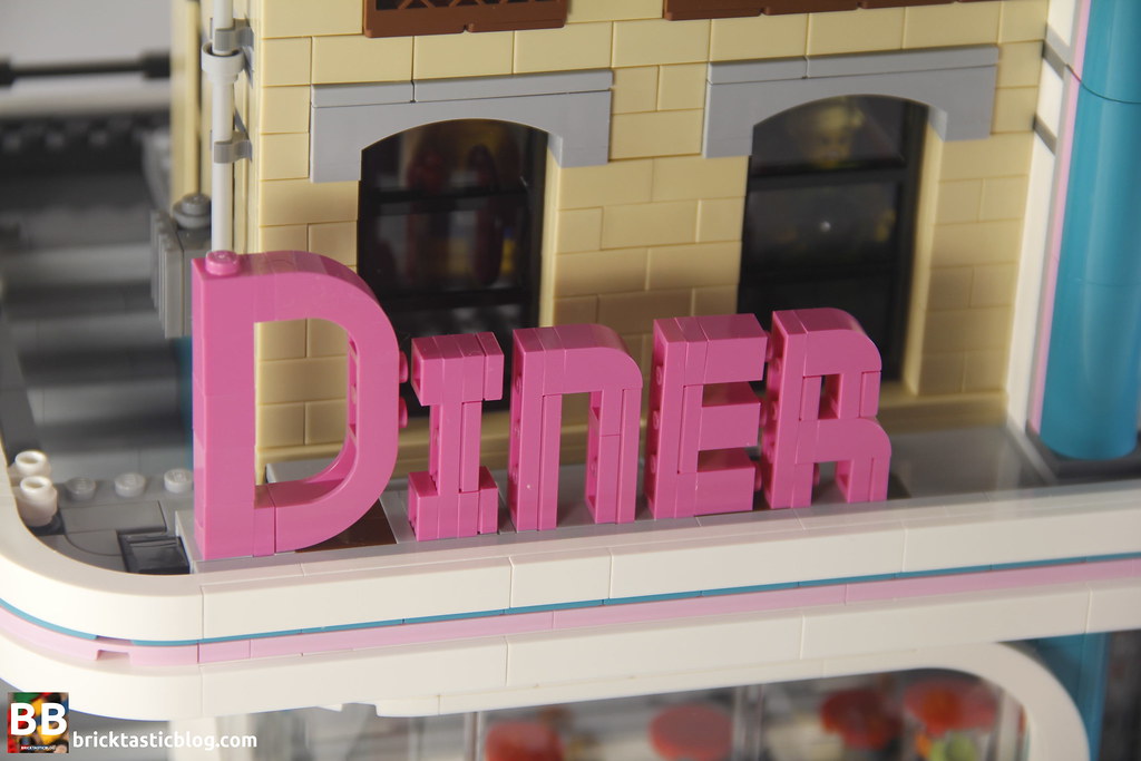 10260 Downtown Diner