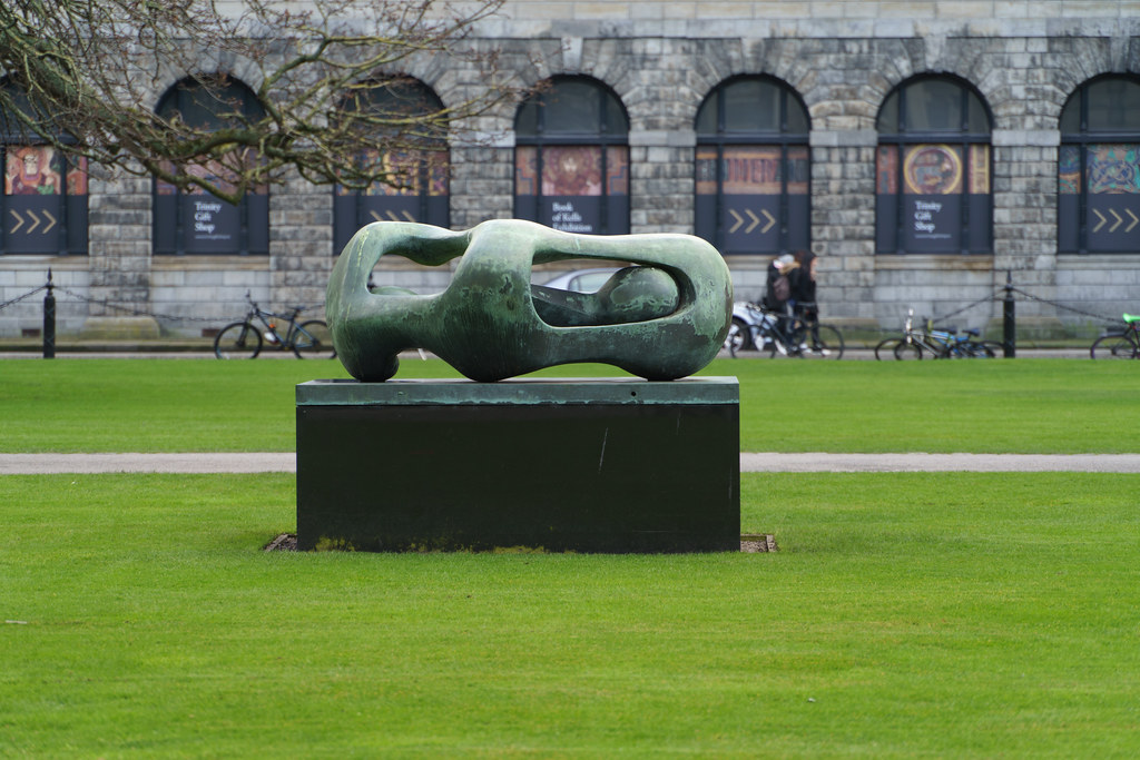 RECLINING AND CONNECTED FORMS BY HENRY MOORE  006