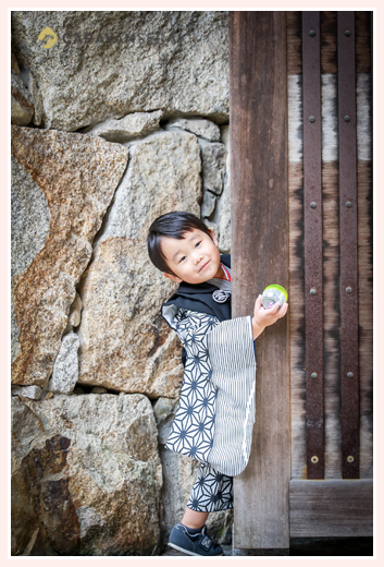  出張カメラマンが撮る七五三写真　岩崎城（愛知県日進市）　ママもお着物　自然でおしゃれ