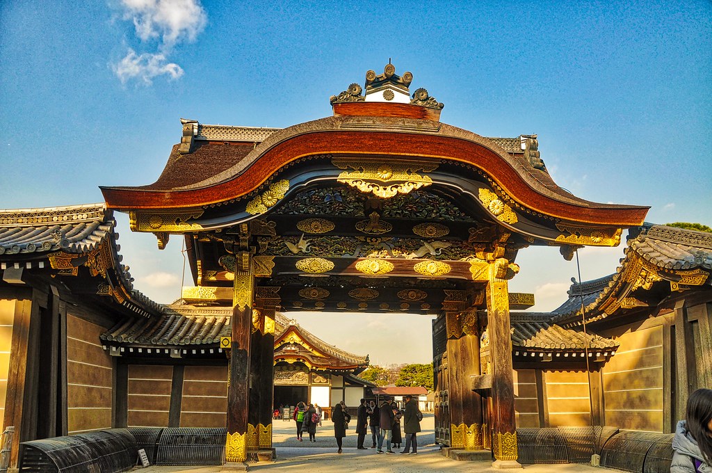 Wooden gate | Nijo Castle, Kyoto, Japan | Eustaquio Santimano | Flickr