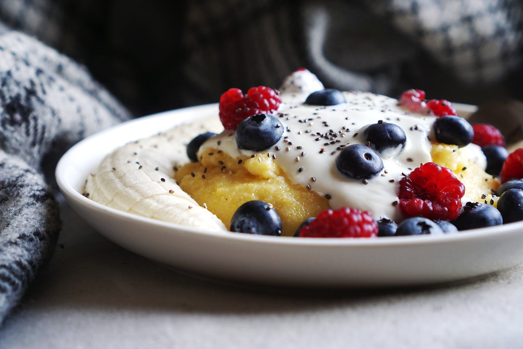 Gluten free polenta porridge | a naturally gluten free alternative to oatmeal