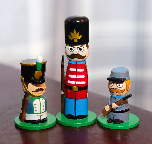 Wooden peg soldiers