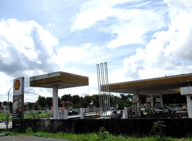 Delta SHELL petrol station