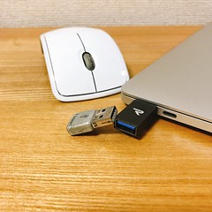USB 3.1 を USB C に変換するアダプター