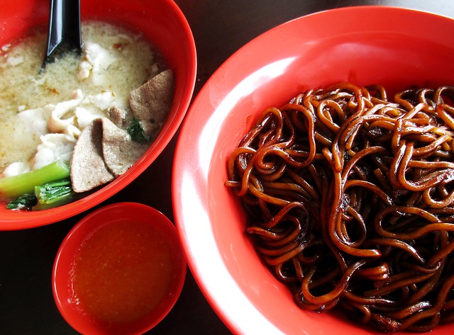 Nibong Corner noodles & soup set