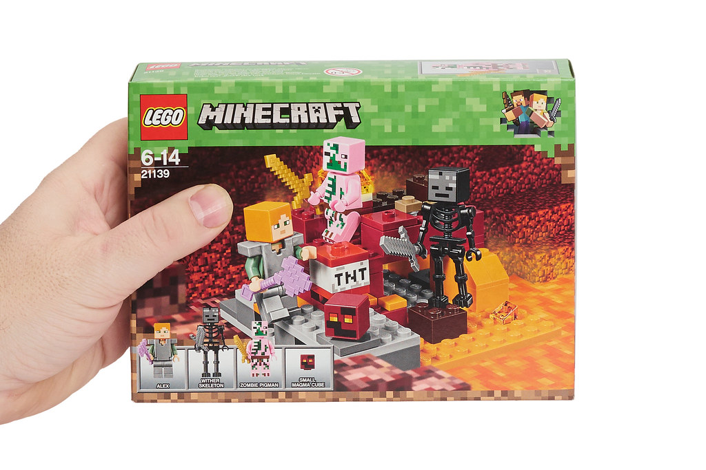 LEGO 21139 The Nether Fight review | Brickset