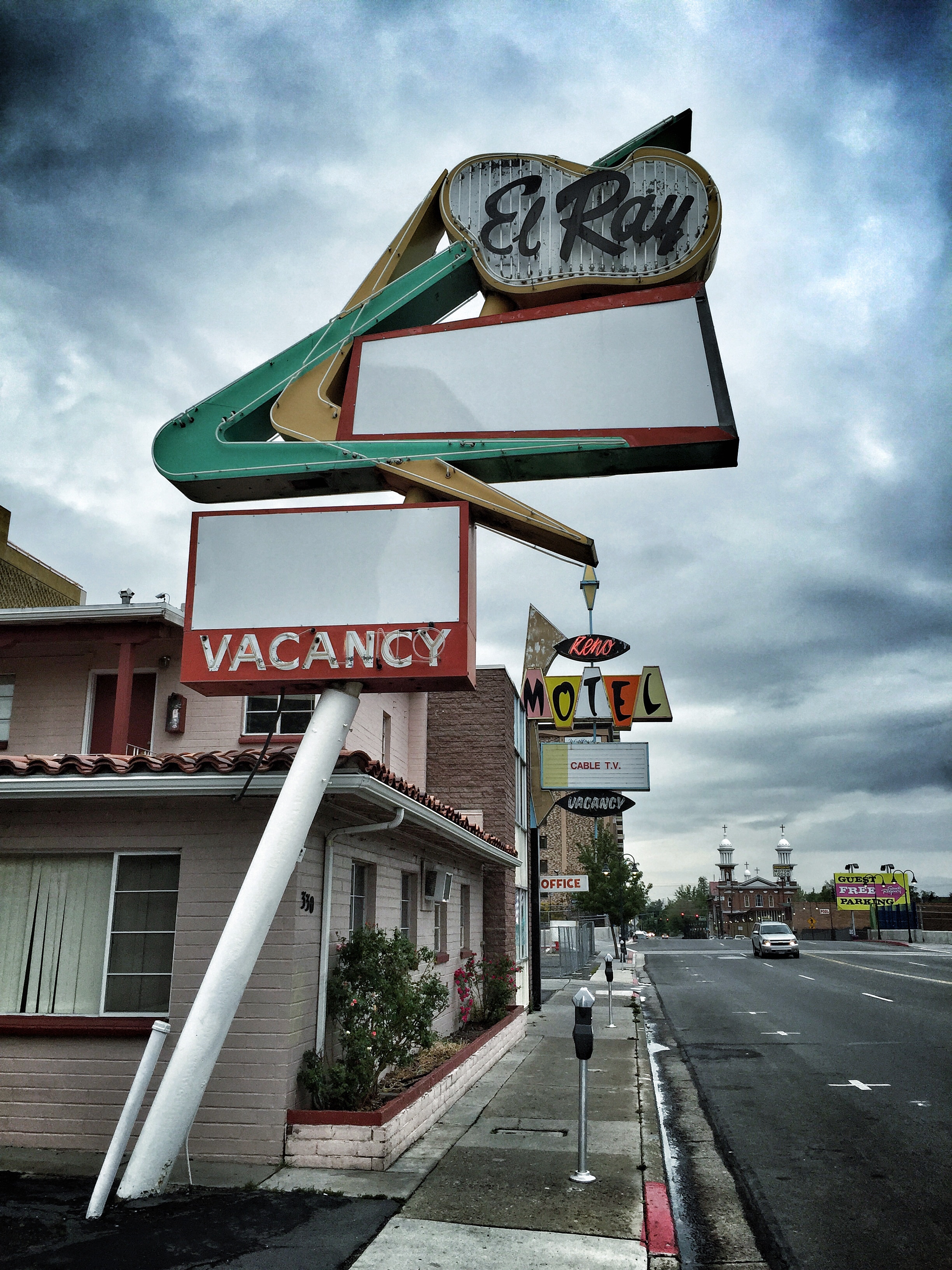 El Ray Motel - 330 North Arlington Avenue, Reno, Nevada U.S.A. - May 22, 2015