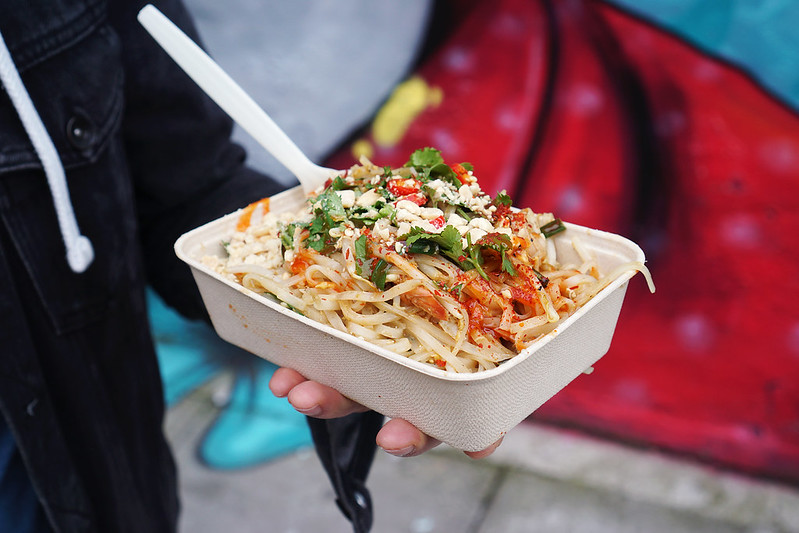 Gluten free pad Thai from Thai on the Fly market stall | gluten free Broadway Market guide | Hackney | East London
