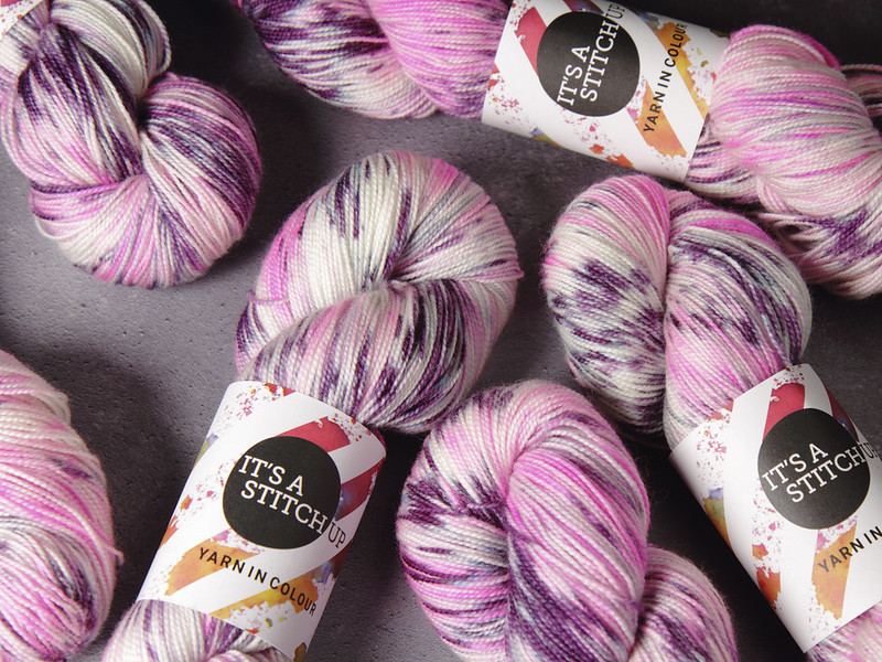 Favourite Sock – hand-dyed superwash merino wool yarn 4 ply/fingering 100g – ‘Radioactive Grape’