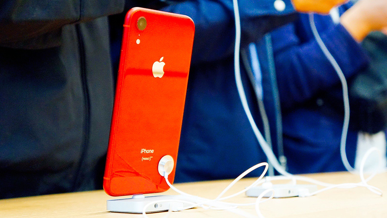 iPhone XR (PRODUCT) RED|iPhone XR コーラル