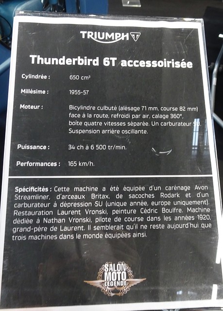 Triumph 650 Thunderbird  1955 en accessires d'époque 46048443051_a212cf2930_z