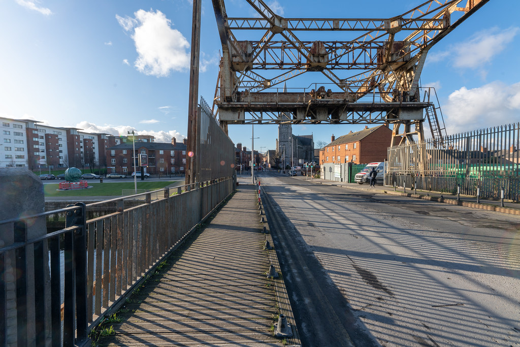 LIFTING BRIDGE CONNECTING GUILD STREET AND UPPER SHERIFF STREET  007