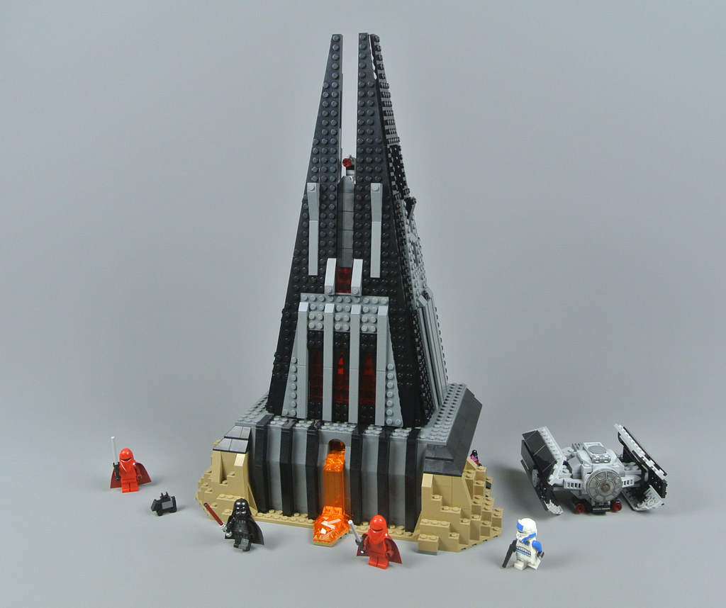 FALSK Fatal sagtmodighed LEGO 75251 Darth Vader's Castle review | Brickset