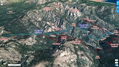 Photo 3D latérale du Haut-Cavu avec l'ensemble du ruisseau du Finicione et le tracé du Chemin du Castedducciu ("Chemin de la Montagne aux Plages") par la RG et sa variante par la RD