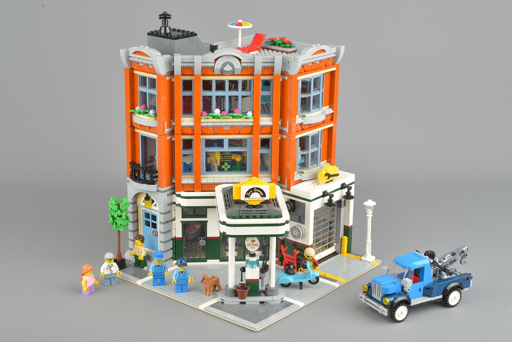 lego creator expert corner garage