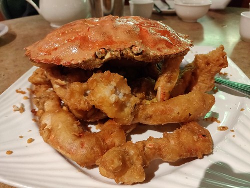 Live Crab with Salt and Pepper