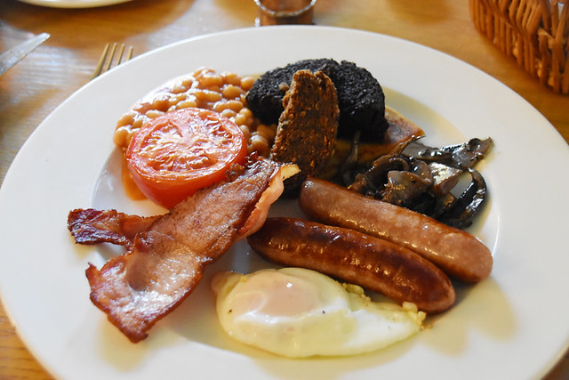 Full Scottish breakfast in Thornhill