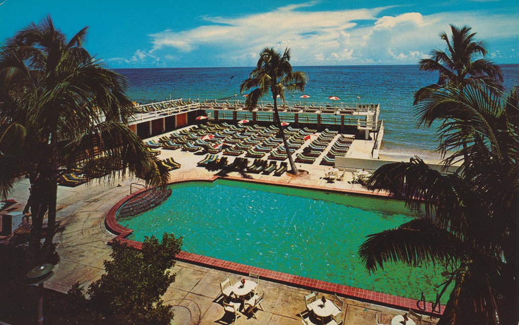 The Crown Hotel - Miami Beach, Florida