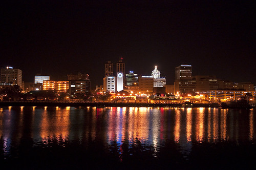 Peoria Downtown Riverfront at Night | Peoria riverfront at n… | Flickr