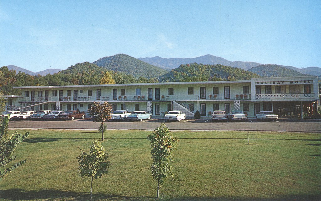 Holiday Motel - Gatlinburg, Tennessee